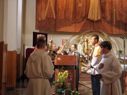 Wizytacja Ks. Biskupa Leszka Leszkiewicza o Odpust Parafialny ku czci św. Małgorzaty Marii Alacoque