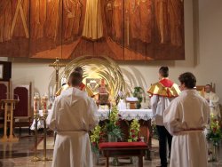 Wizytacja Ks. Biskupa Leszka Leszkiewicza o Odpust Parafialny ku czci św. Małgorzaty Marii Alacoque